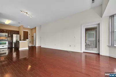 22 Ave At Port Imperial 512 #512, West New York, NJ 07093 - Photo 9