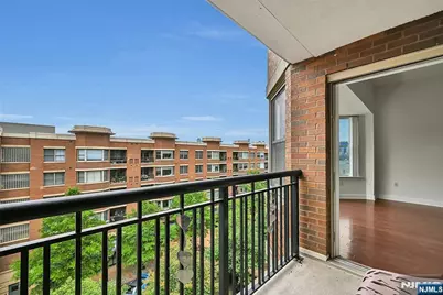 22 Ave At Port Imperial 512 #512, West New York, NJ 07093 - Photo 13