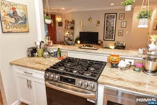 3221 Hilltop Rd, Mahwah, NJ 07430 - Photo 15