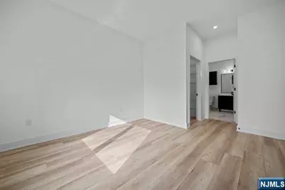 1 Union Avenue 204 #204, Cresskill, NJ 07626 - Photo 23