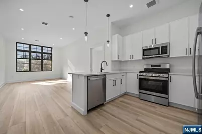 1 Union Avenue 204 #204, Cresskill, NJ 07626 - Photo 19