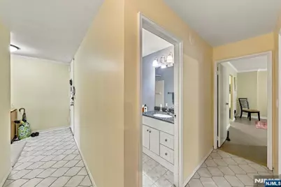 200 Winston Drive L14 #L14, Cliffside Park, NJ 07010 - Photo 25