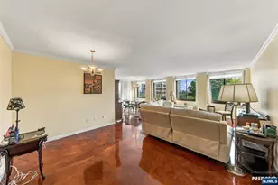 200 Winston Dr L14, Cliffside Park, NJ 07010 - Photo 7