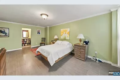 200 Winston Drive L14 #L14, Cliffside Park, NJ 07010 - Photo 29