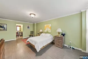 200 Winston Dr L14, Cliffside Park, NJ 07010 - Photo 29