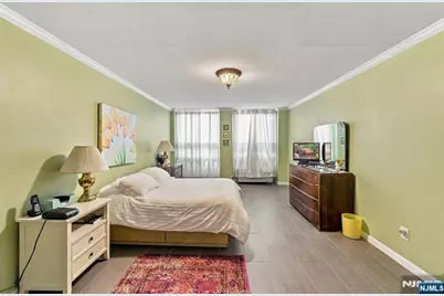 200 Winston Drive L14 #L14, Cliffside Park, NJ 07010 - Photo 27