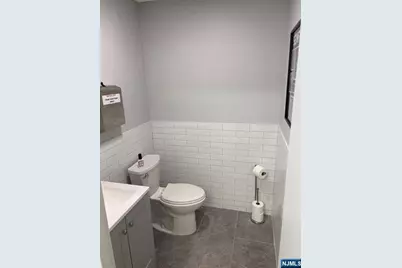 466 Old Hook Road 12 #12, Emerson, NJ 07630 - Photo 15