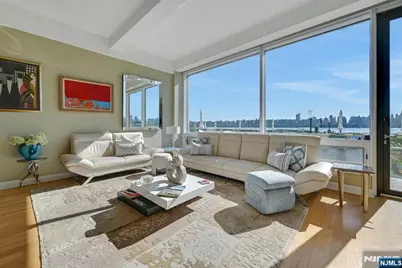 9 Somerset Lane 107 #107, Edgewater, NJ 07020 - Photo 13