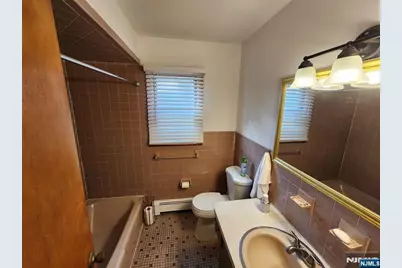 490 Westminster Place, Lodi, NJ 07644 - Photo 7