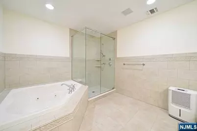 2 Candlewood Drive, Old Tappan, NJ 07675 - Photo 23