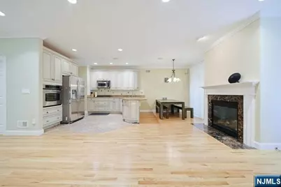 2 Candlewood Drive, Old Tappan, NJ 07675 - Photo 9