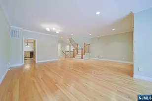 2 Candlewood Dr, Old Tappan, NJ 07675 - Photo 7