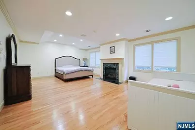 2 Candlewood Drive, Old Tappan, NJ 07675 - Photo 19