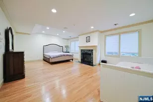 2 Candlewood Dr, Old Tappan, NJ 07675 - Photo 19