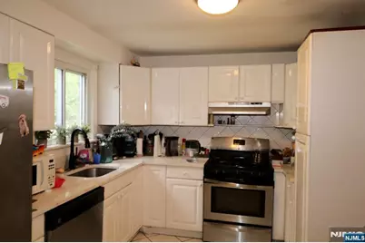 236 Ross Avenue, Hackensack, NJ 07601 - Photo 3
