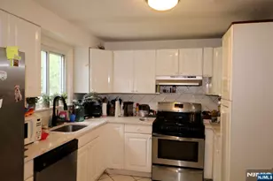 236 Ross Ave, Hackensack, NJ 07601 - Photo 3