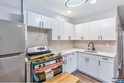 20 Edwin Place, Newark, NJ 07112 - Photo 33