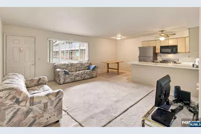 481 Walker Street 1I #1I, Fairview, NJ 07022 - Photo 11