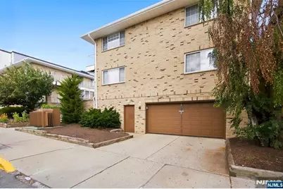 481 Walker Street 1I #1I, Fairview, NJ 07022 - Photo 3