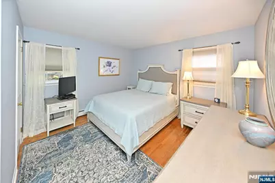 54 Walton Avenue, Oakland, NJ 07436 - Photo 17
