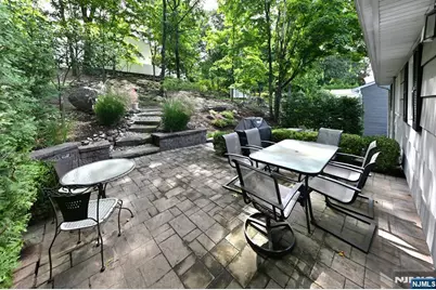 54 Walton Avenue, Oakland, NJ 07436 - Photo 5