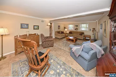 54 Walton Avenue, Oakland, NJ 07436 - Photo 21