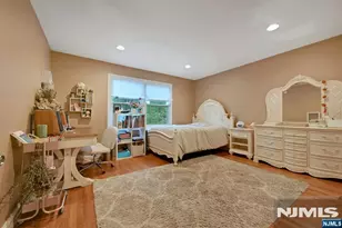 254 Wilson Ave, Paramus, NJ 07652 - Photo 21