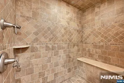 254 Wilson Avenue, Paramus, NJ 07652 - Photo 29