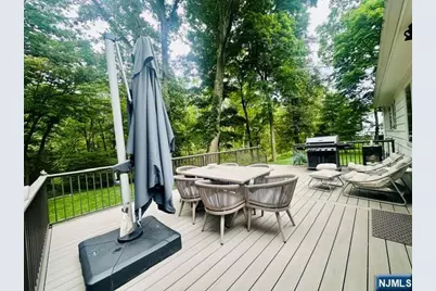 573 Kiowa Drive, Franklin Lakes, NJ 07417 - Photo 11