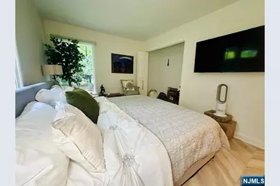 573 Kiowa Drive, Franklin Lakes, NJ 07417 - Photo 23