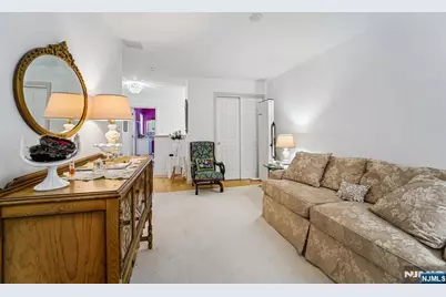 136 Cambridge Drive 1102 #1102, Nutley, NJ 07110 - Photo 23