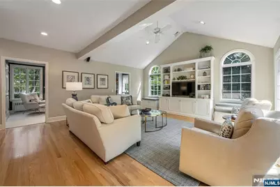 270 Bellair Road, Ridgewood, NJ 07450 - Photo 7