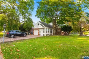 558 Broad Ave, Leonia, NJ 07605 - Photo 23