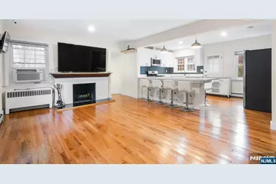 558 Broad Avenue, Leonia, NJ 07605 - Photo 3
