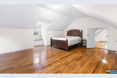 558 Broad Avenue, Leonia, NJ 07605 - Photo 13