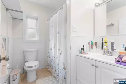 558 Broad Avenue, Leonia, NJ 07605 - Photo 9