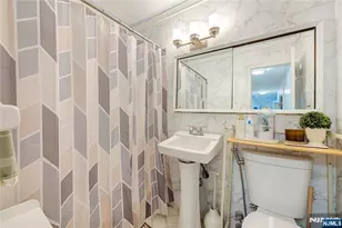 6040 Blvd East 30B, West New York, NJ 07093 - Photo 11
