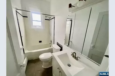 182 Farnham Avenue, Lodi, NJ 07644 - Photo 9