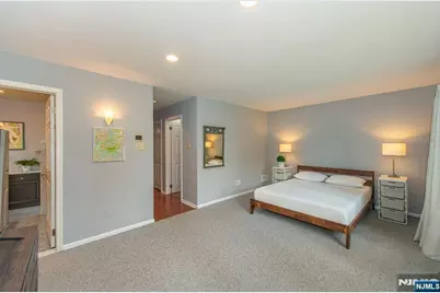 25 Braeburn Drive, Washington Township, NJ 07676 - Photo 19