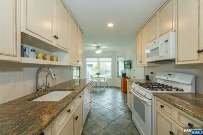 25 Braeburn Drive, Washington Township, NJ 07676 - Photo 7