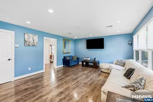 51 Princeton Terrace, Oakland, NJ 07436 - Photo 9