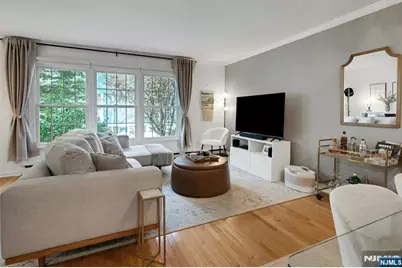 301 Claremont Avenue C0003 #C0003, Montclair, NJ 07042 - Photo 5