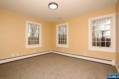 44 W Hill Road, Woodcliff Lake, NJ 07677 - Photo 23
