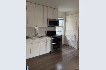 25 Henry Street 1 #1, Moonachie, NJ 07074 - Photo 3