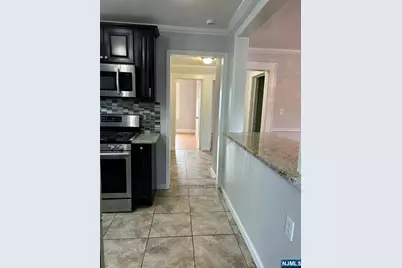 85 Manchester Place 2 #2, Newark, NJ 07104 - Photo 7