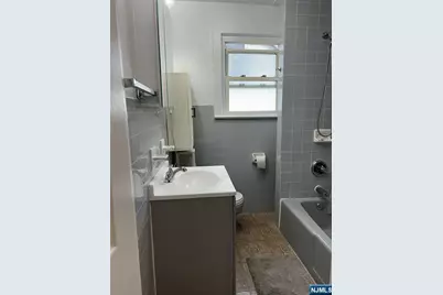 85 Manchester Place 2 #2, Newark, NJ 07104 - Photo 13