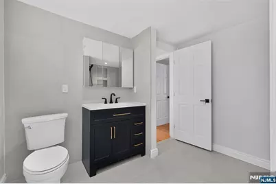 15 Morrissee Avenue, Wallington, NJ 07057 - Photo 25