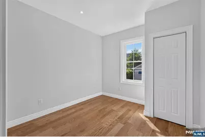 15 Morrissee Avenue, Wallington, NJ 07057 - Photo 13
