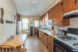 19 Whittlesey Ave, West Orange Township, NJ 07052 - Photo 11