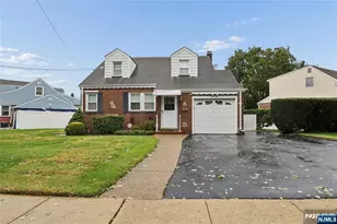 11-04 Harrison Dr, Fair Lawn, NJ 07410 - Photo 3